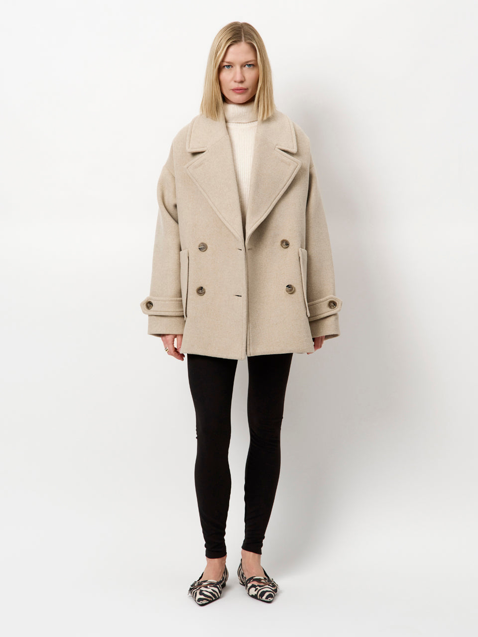 Морнарски капут